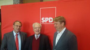 Rolf Lindemann, Manfred Stolpe und Frank Steffen auf der Mitgliederversammlung